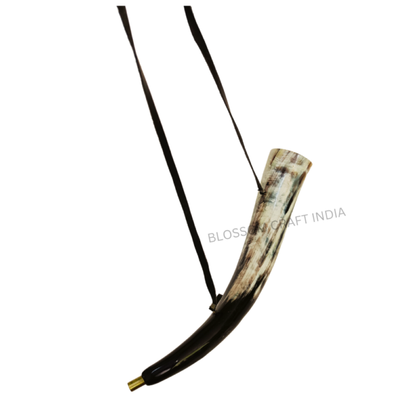 100% Natural Polished Ox Blowing Horn Handcrafted Buffalo Horn Home Décor Love Style Animal Resale Decoration